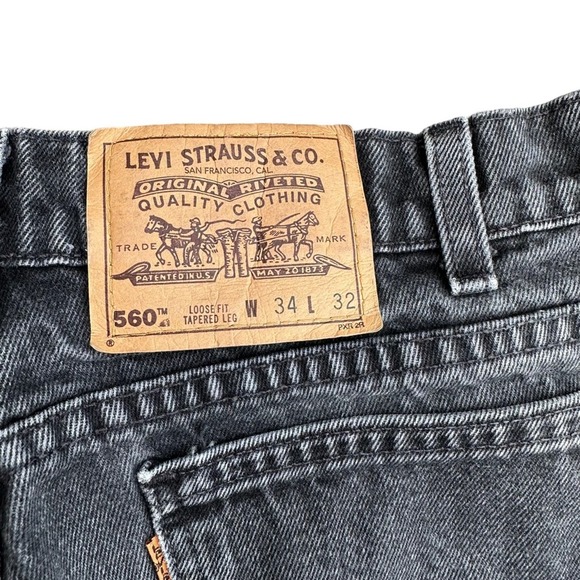 Vtg Levis 560 Orange Tab Black Jeans Mens Tapered Leg Loose Fit Black 34W 32L - Picture 9 of 14